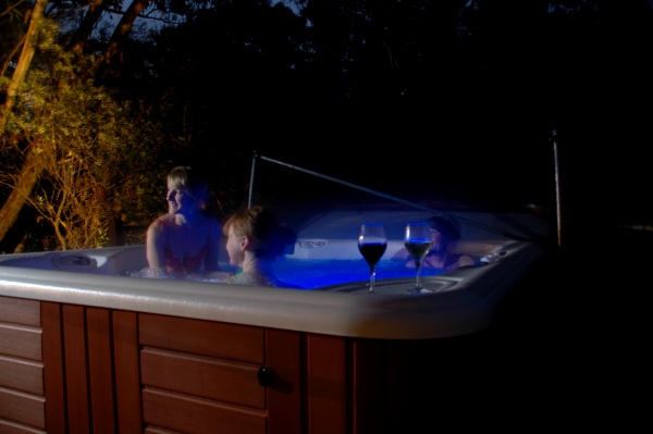 thehottubatleura